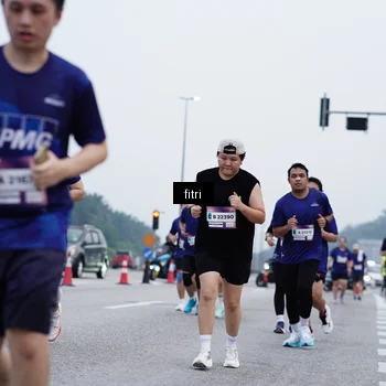 Runner Photo 7478610