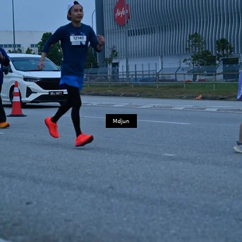 Runner Photo 7478641