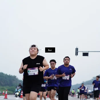 Runner Photo 7478642