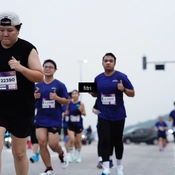 Runner Photo 7478671