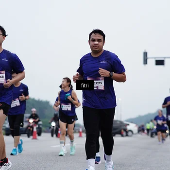Runner Photo 7478673