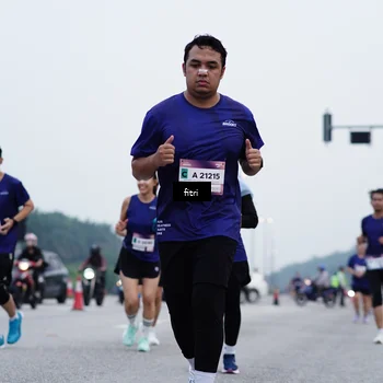 Runner Photo 7478689