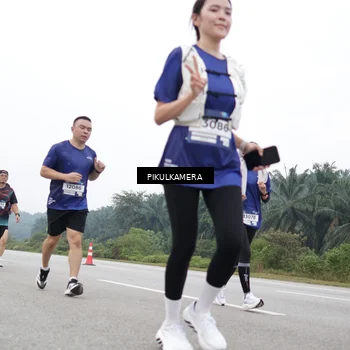 Runner Photo 7478819