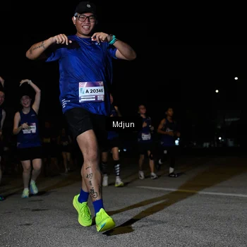 Runner Photo 7478871