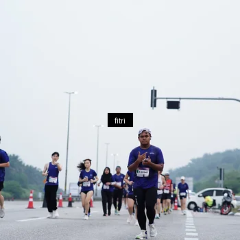 Runner Photo 7478919