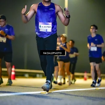 Runner Photo 7478923