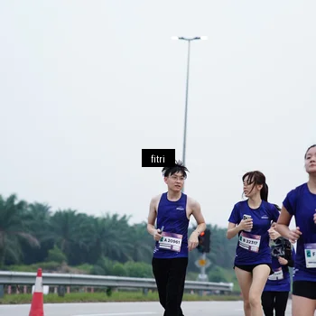 Runner Photo 7479047