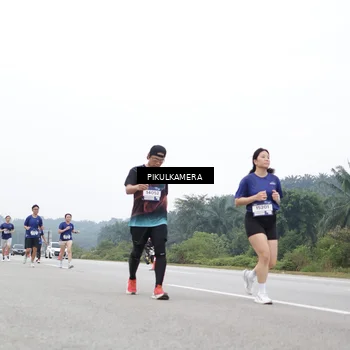 Runner Photo 7479050