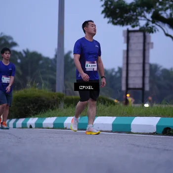 Runner Photo 7479062