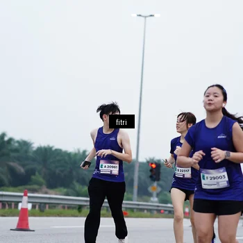Runner Photo 7479072