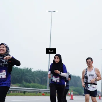 Runner Photo 7479103