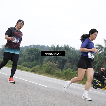 Runner Photo 7479106
