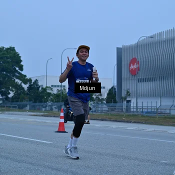Runner Photo 7479117