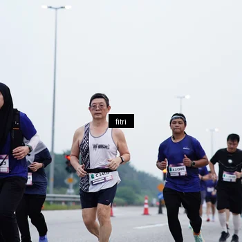 Runner Photo 7479120