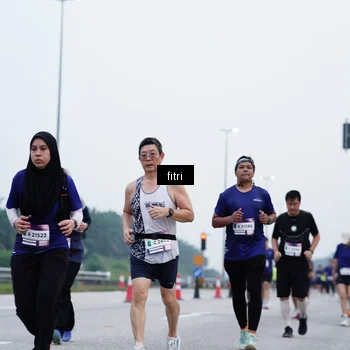 Runner Photo 7479122