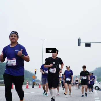 Runner Photo 7479129