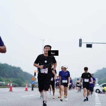 Runner Photo 7479147
