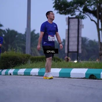 Runner Photo 7479200