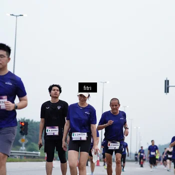 Runner Photo 7479224