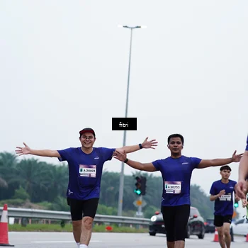 Runner Photo 7479240