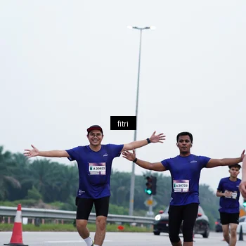 Runner Photo 7479246