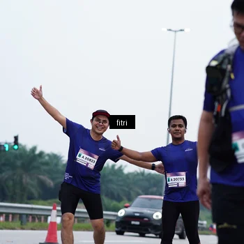 Runner Photo 7479275