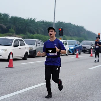 Runner Photo 7479385
