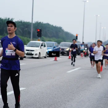 Runner Photo 7479394