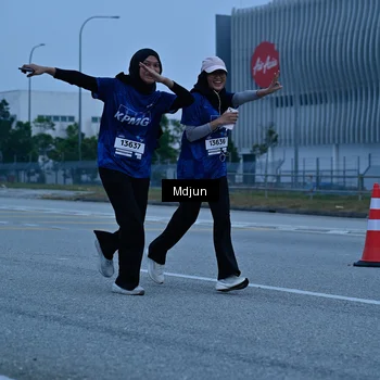 Runner Photo 7479404