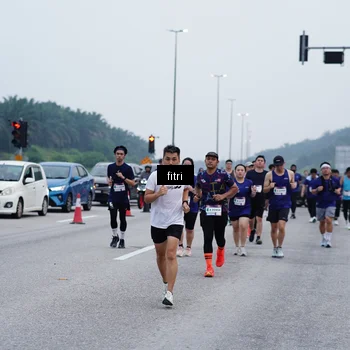 Runner Photo 7479408