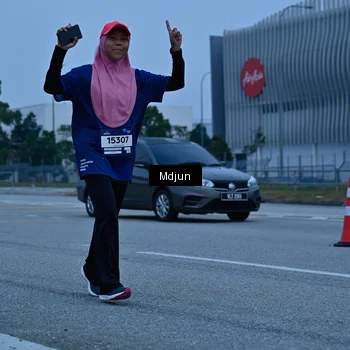 Runner Photo 7479410