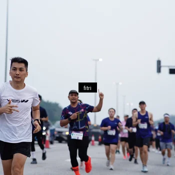 Runner Photo 7479461