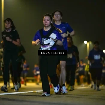 Runner Photo 7479536