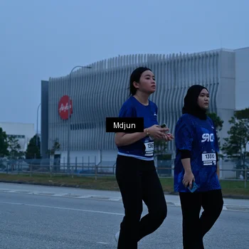 Runner Photo 7479551