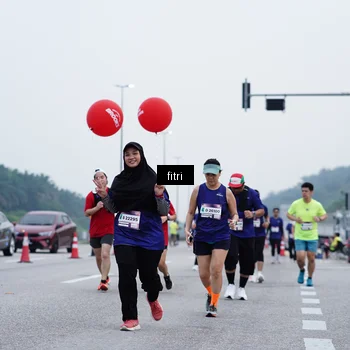 Runner Photo 7479998