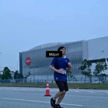 Runner Photo 7480000