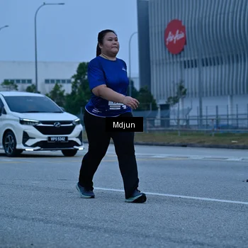 Runner Photo 7480002