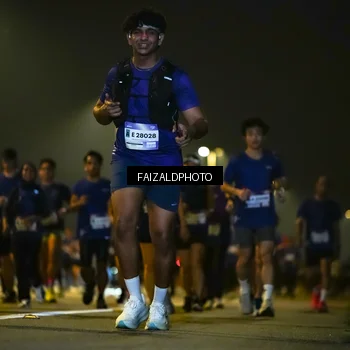 Runner Photo 7480005