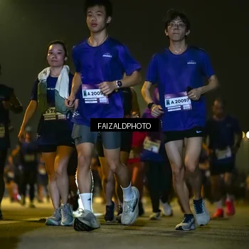Runner Photo 7480006