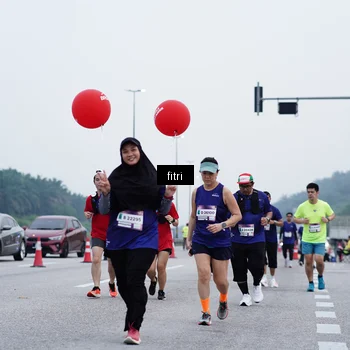 Runner Photo 7480008