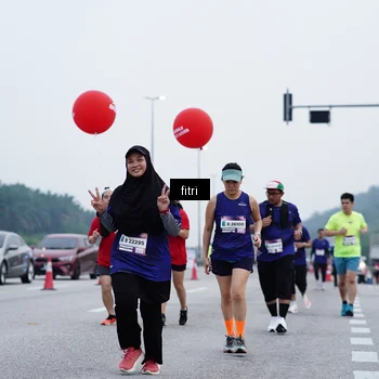 Runner Photo 7480009