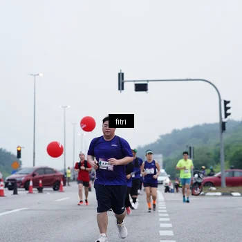 Runner Photo 7480010