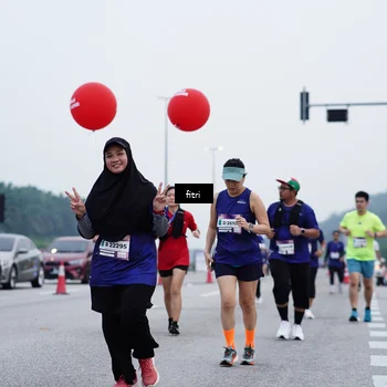 Runner Photo 7480035