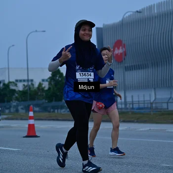 Runner Photo 7480037