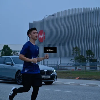 Runner Photo 7480047