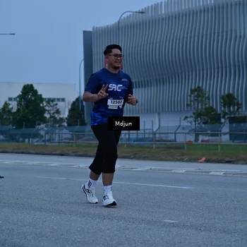 Runner Photo 7480049