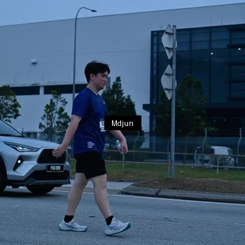 Runner Photo 7480051