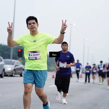 Runner Photo 7480093
