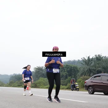 Runner Photo 7480165