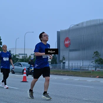 Runner Photo 7480223